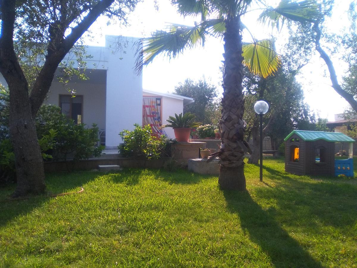Casa Vacanza Fiorella Torre dell'Orso Exterior photo